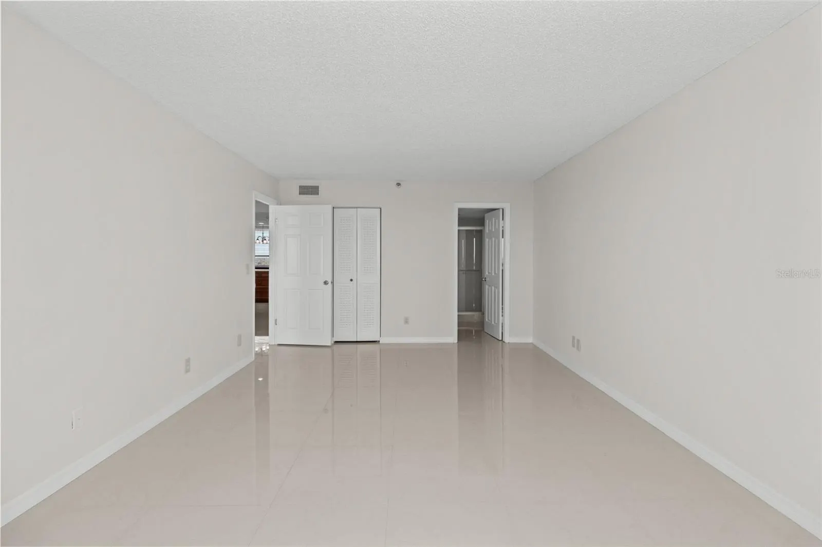 17900 GULF BLVD #11B, #11B