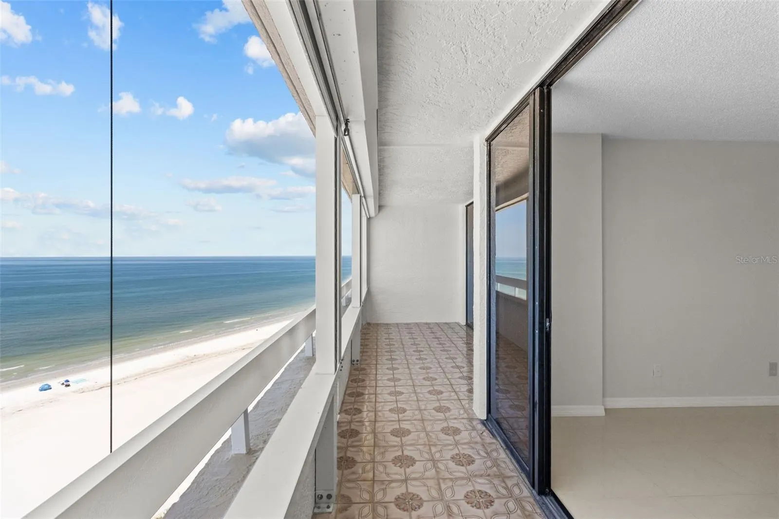 17900 GULF BLVD #11B, #11B