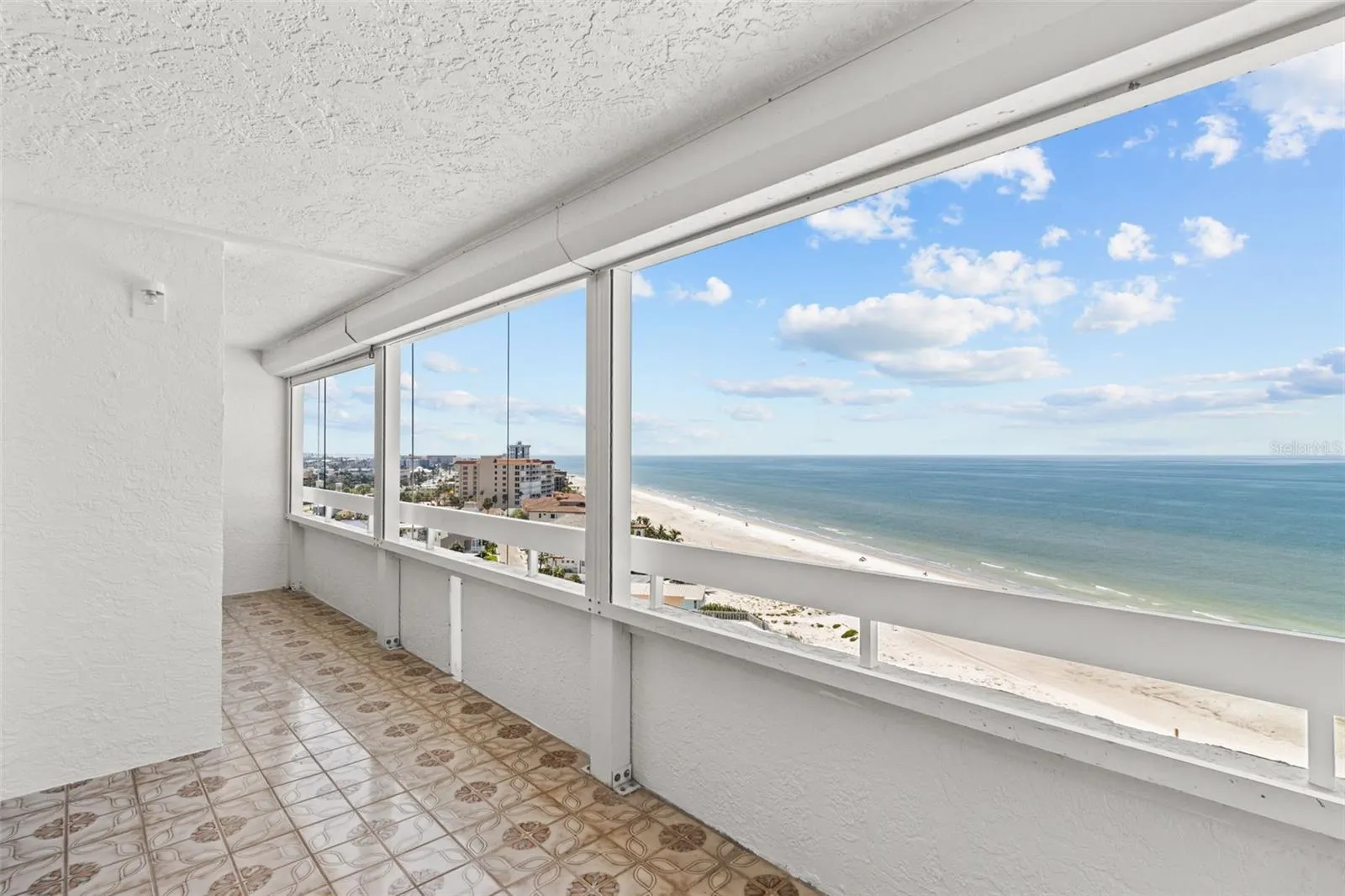 17900 GULF BLVD #11B, #11B