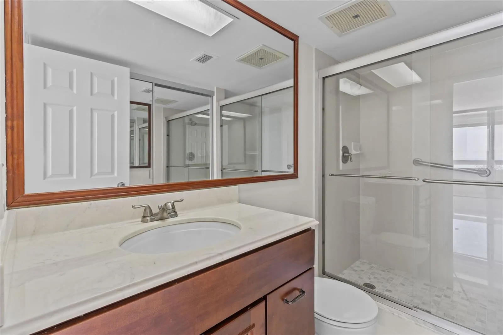 17900 GULF BLVD #11B, #11B