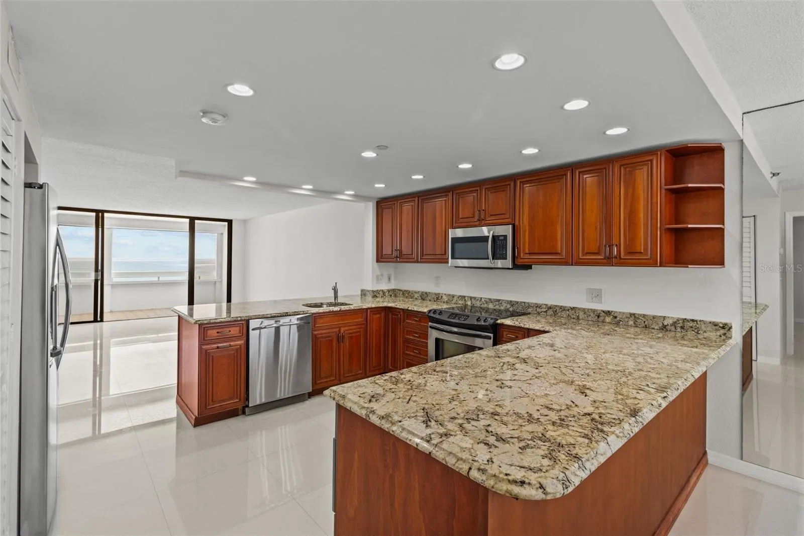 17900 GULF BLVD #11B, #11B