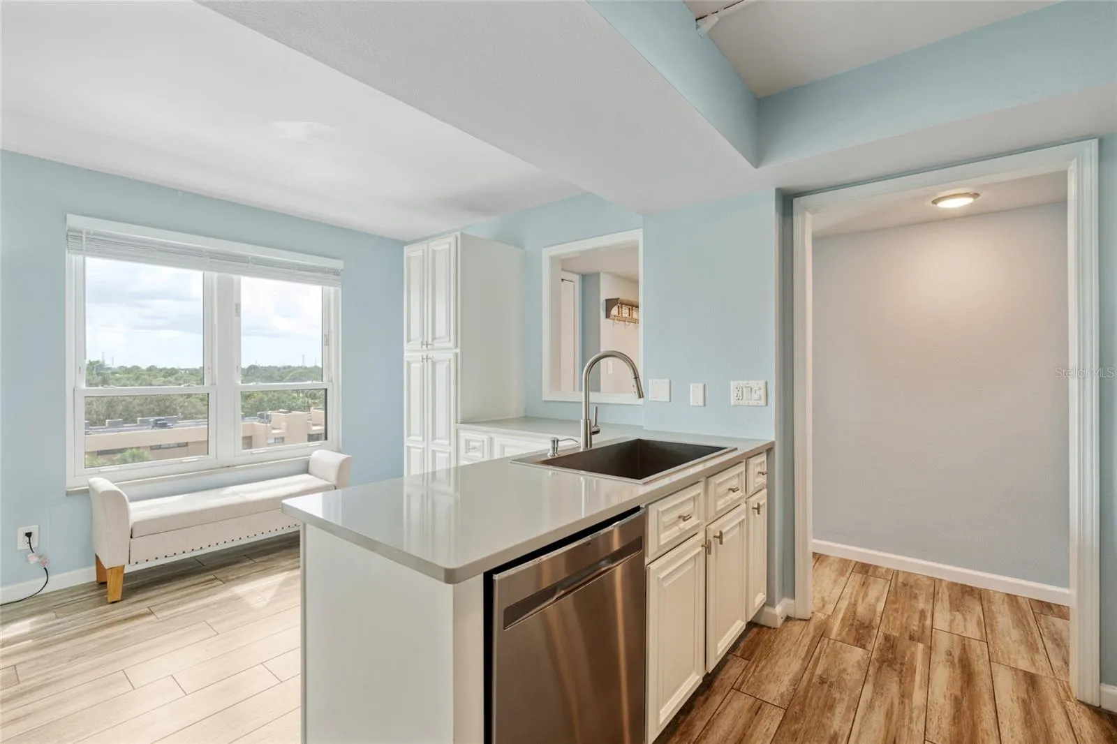 2617 COVE CAY DR #711, #711