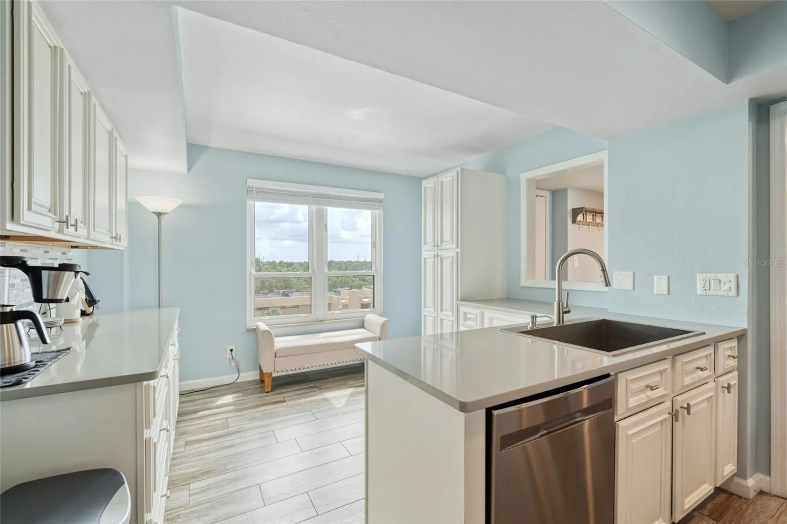 2617 COVE CAY DR #711, #711