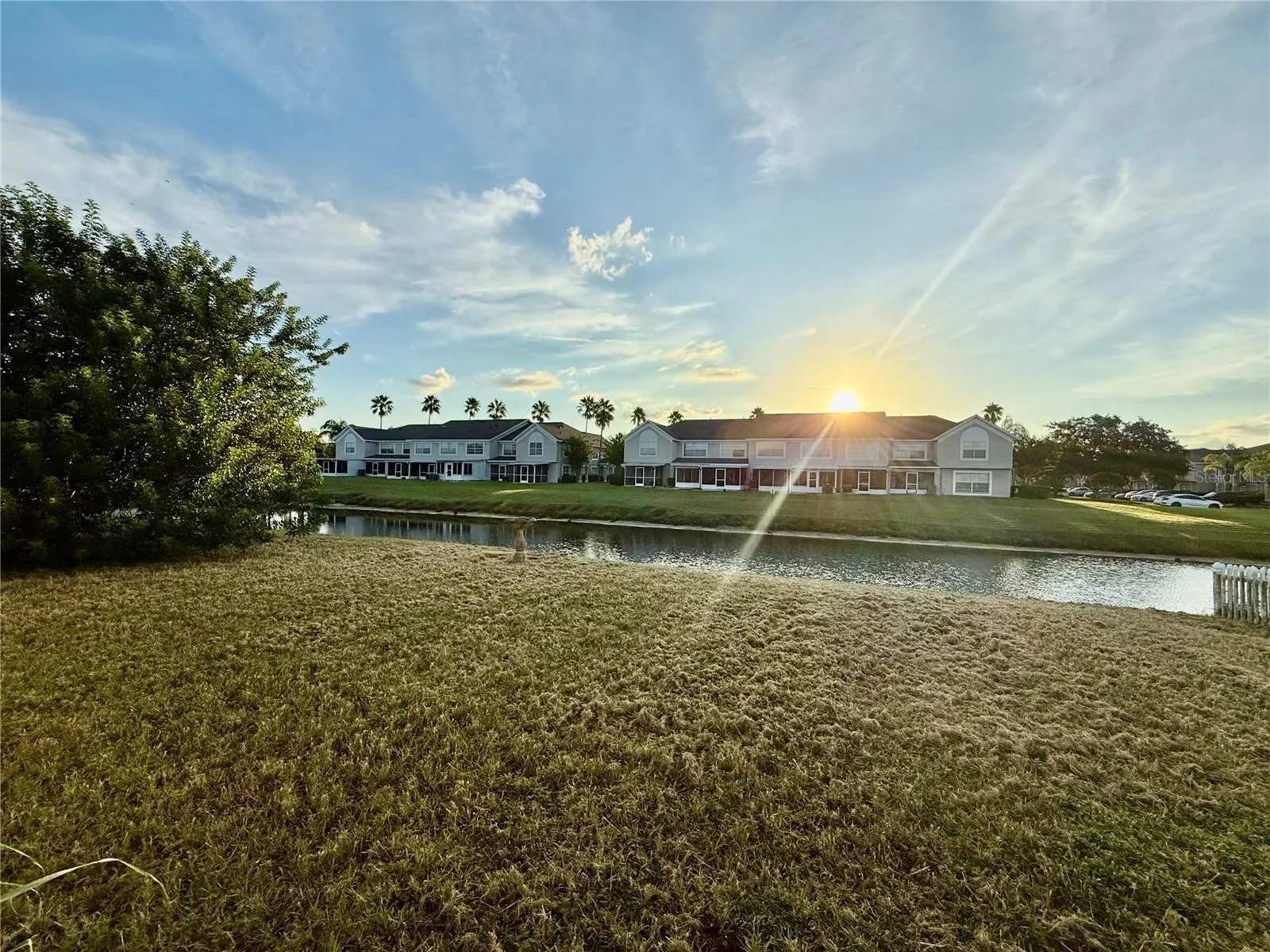 807 FRANKFORD DR