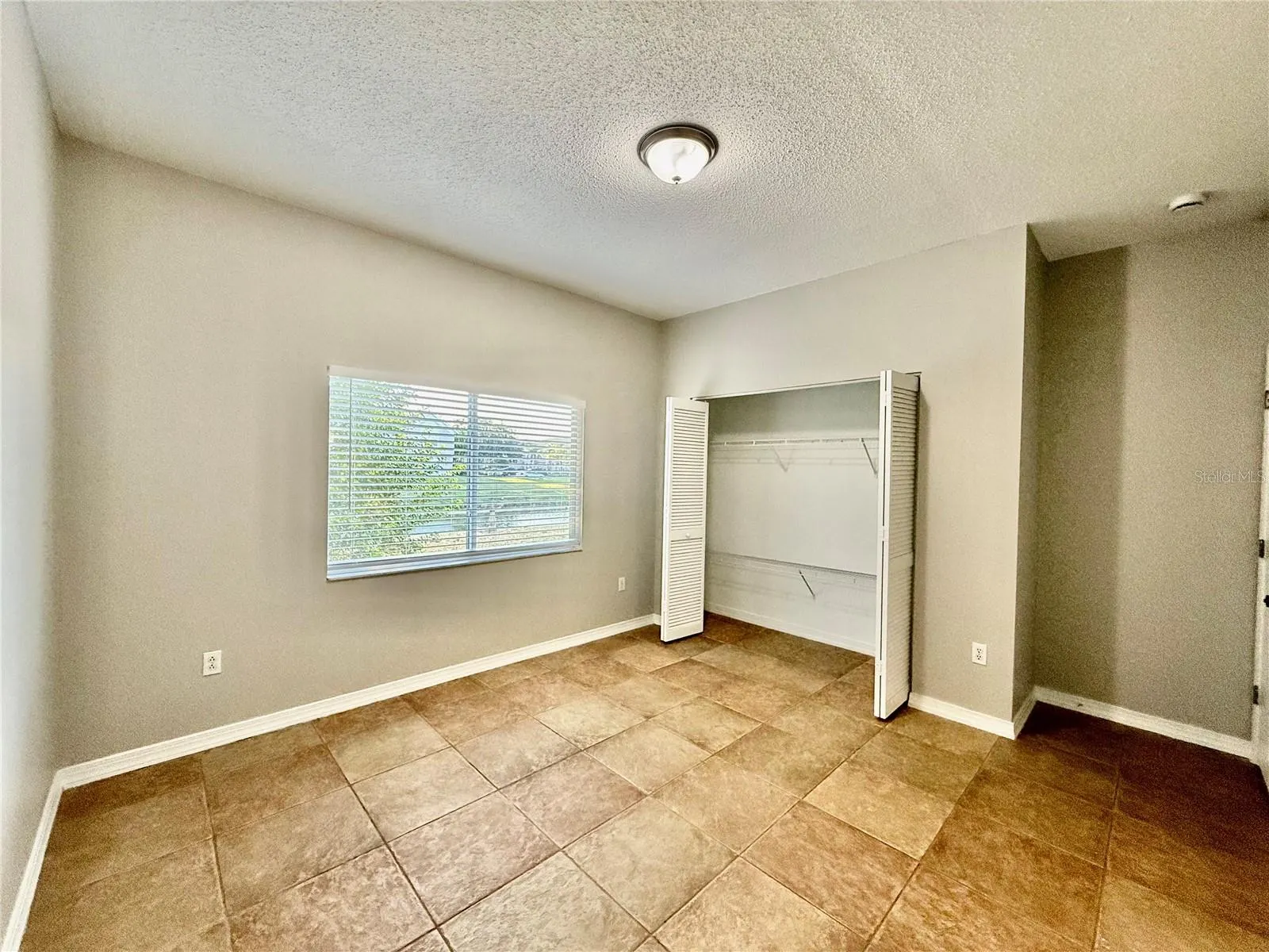 807 FRANKFORD DR