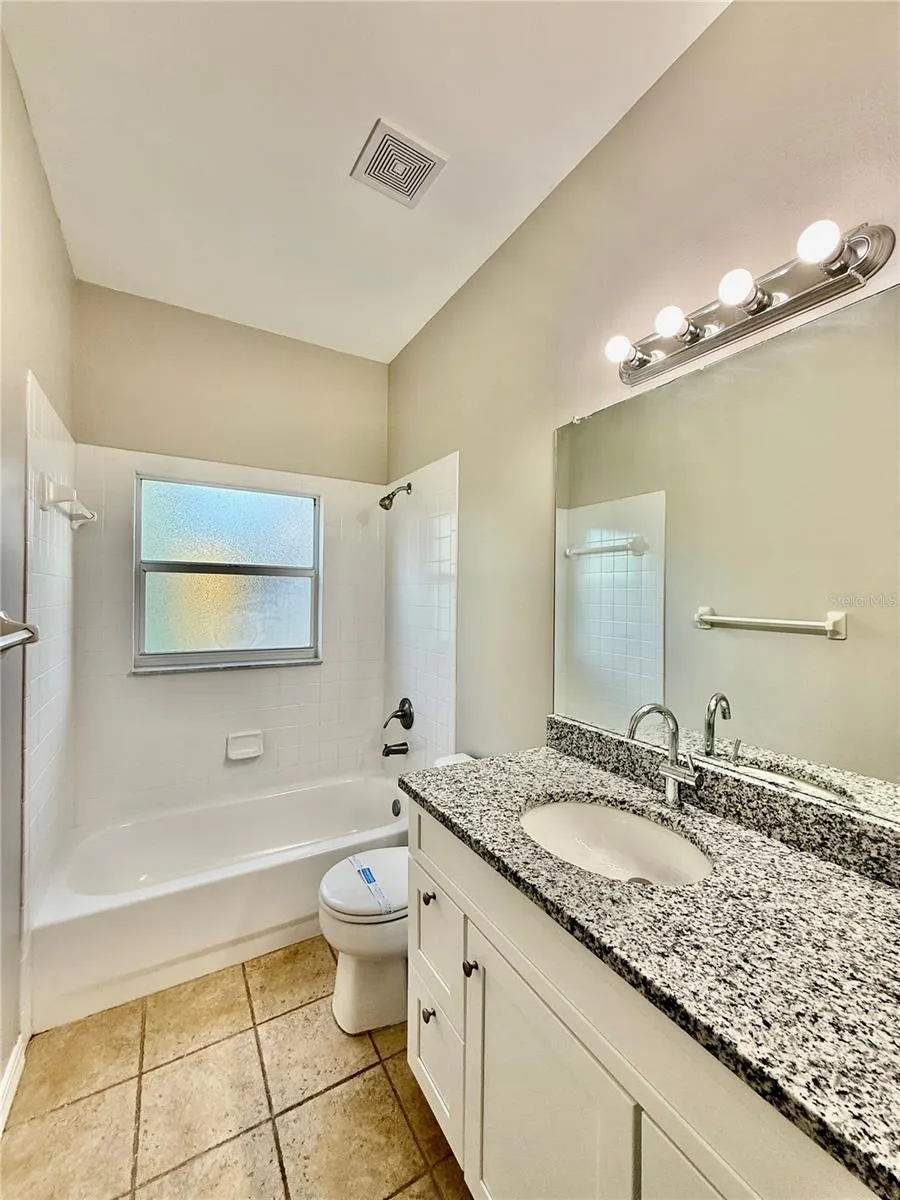 807 FRANKFORD DR