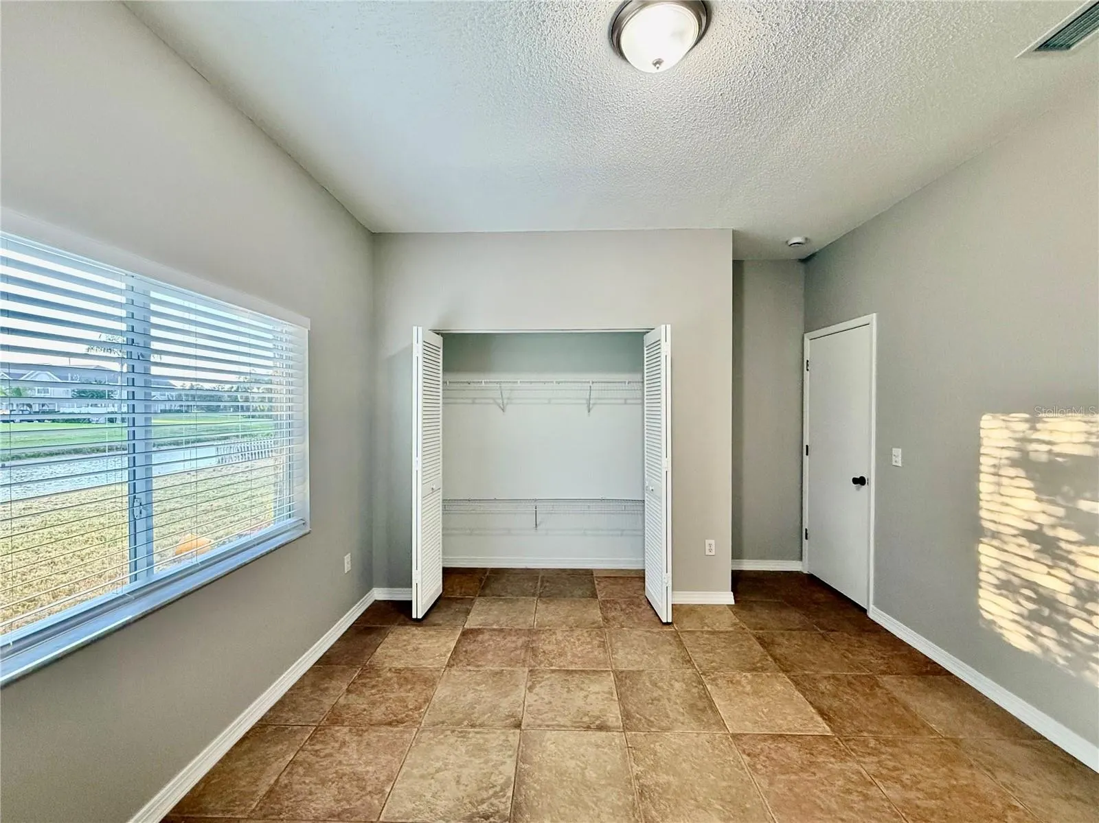 807 FRANKFORD DR