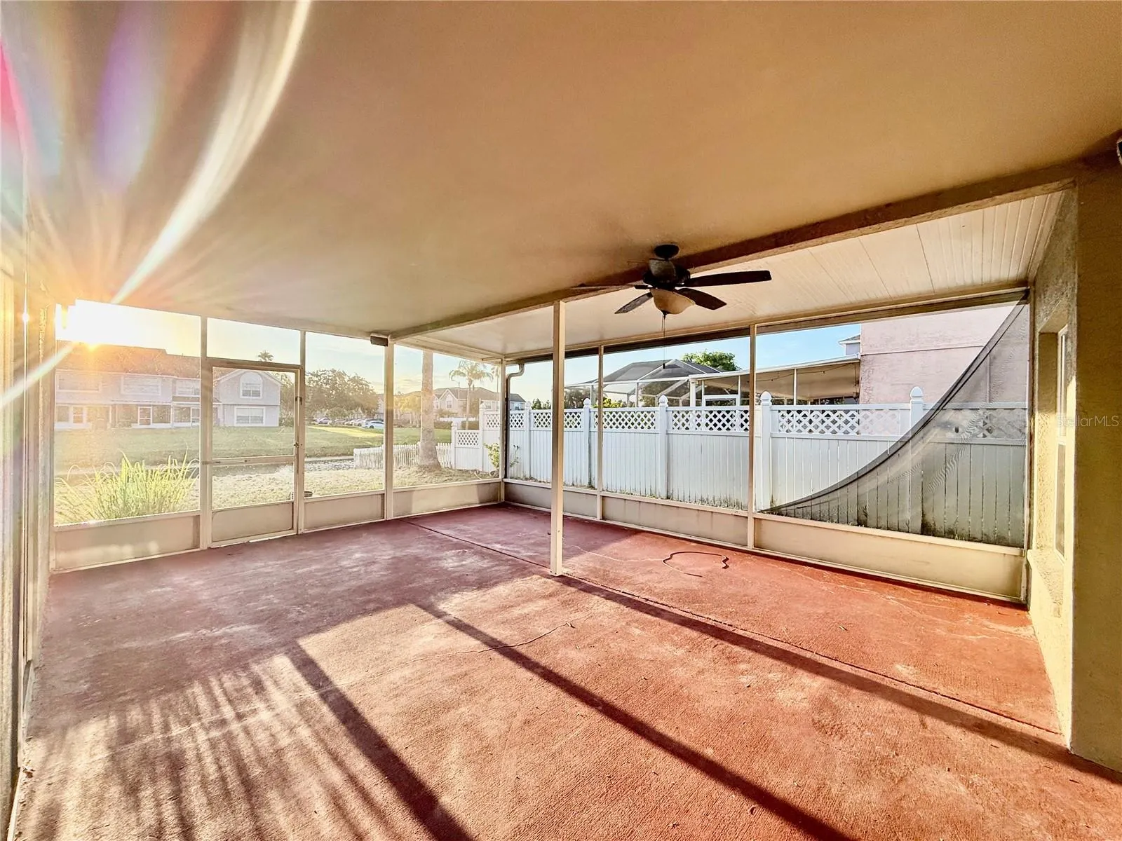 807 FRANKFORD DR