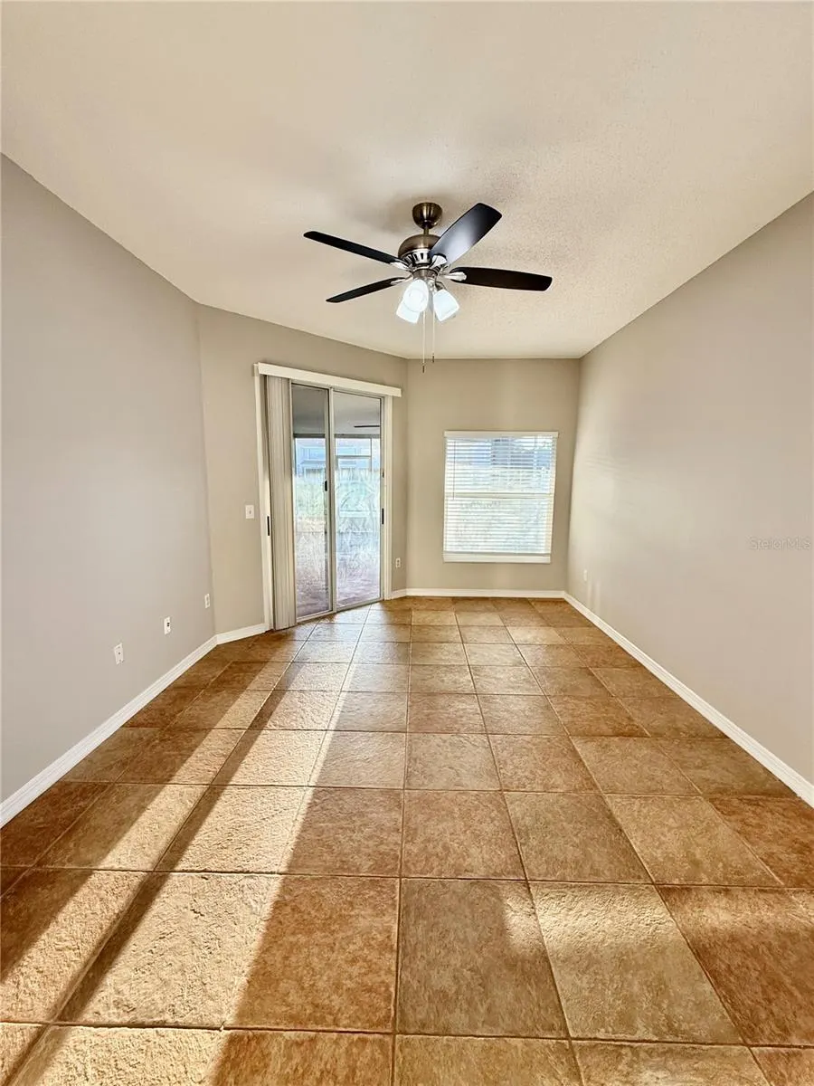 807 FRANKFORD DR