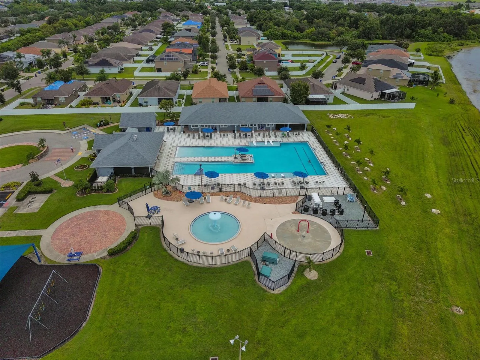 2341 ROANOKE SPRINGS DR
