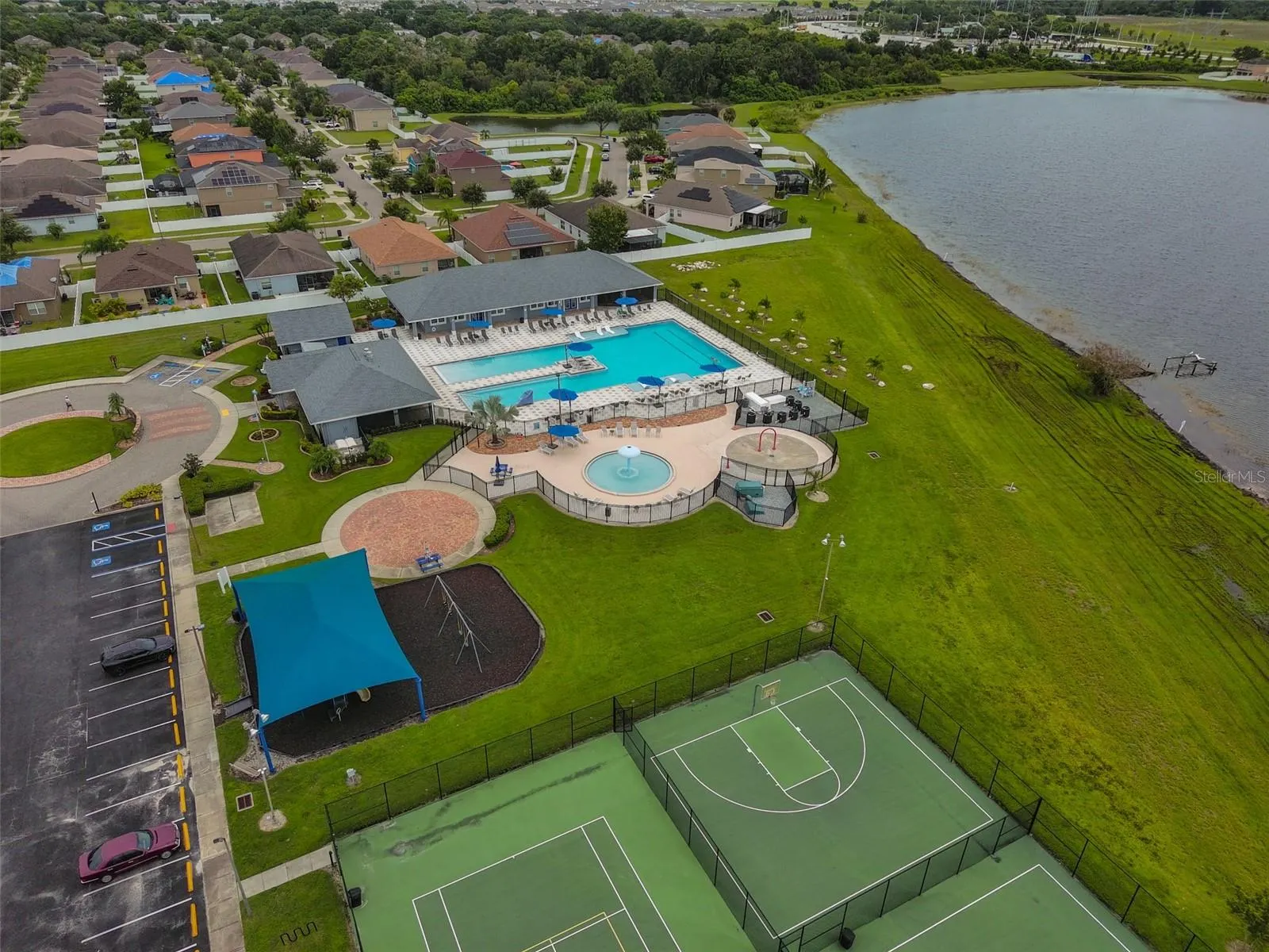2341 ROANOKE SPRINGS DR