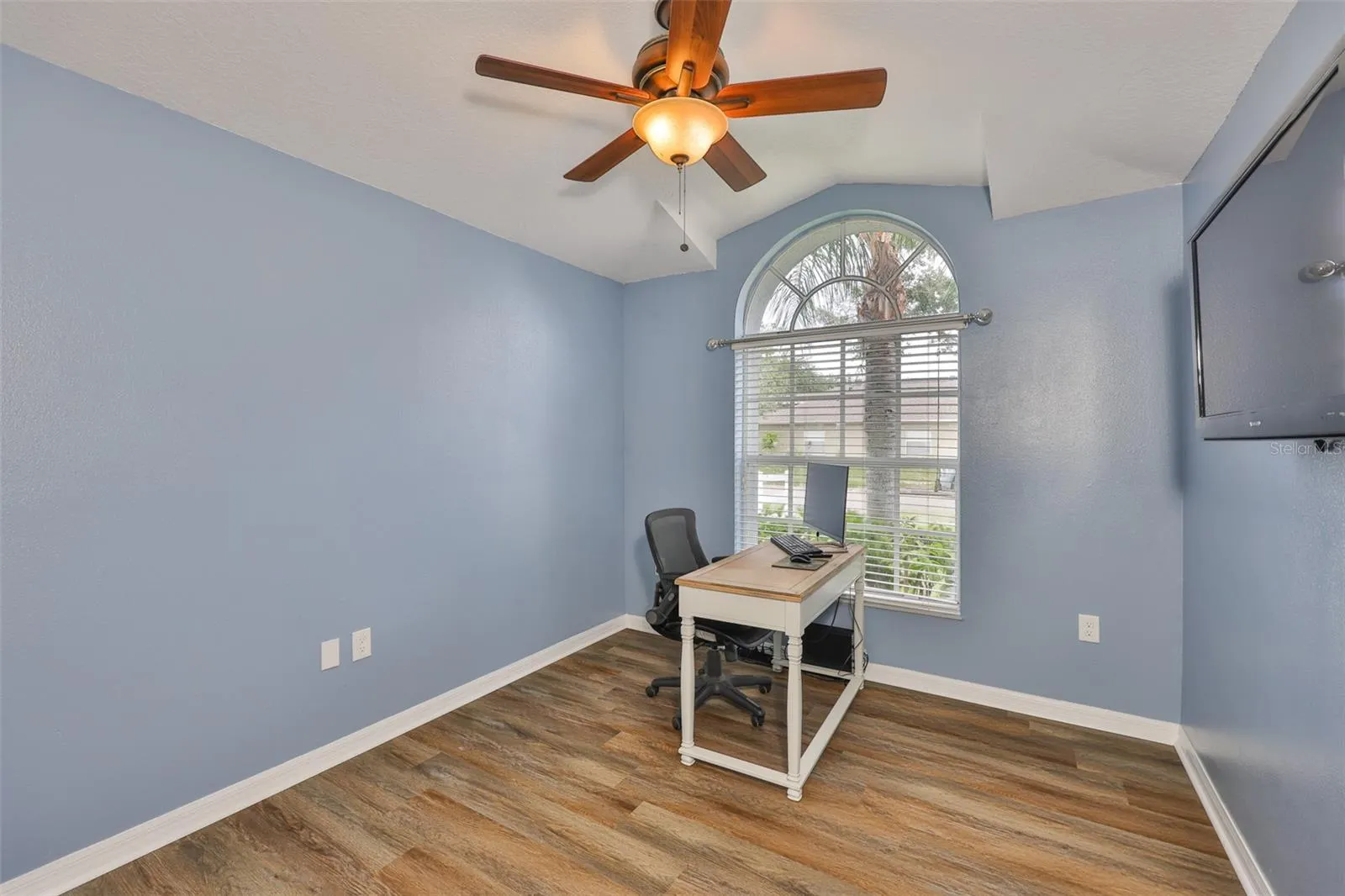 2341 ROANOKE SPRINGS DR