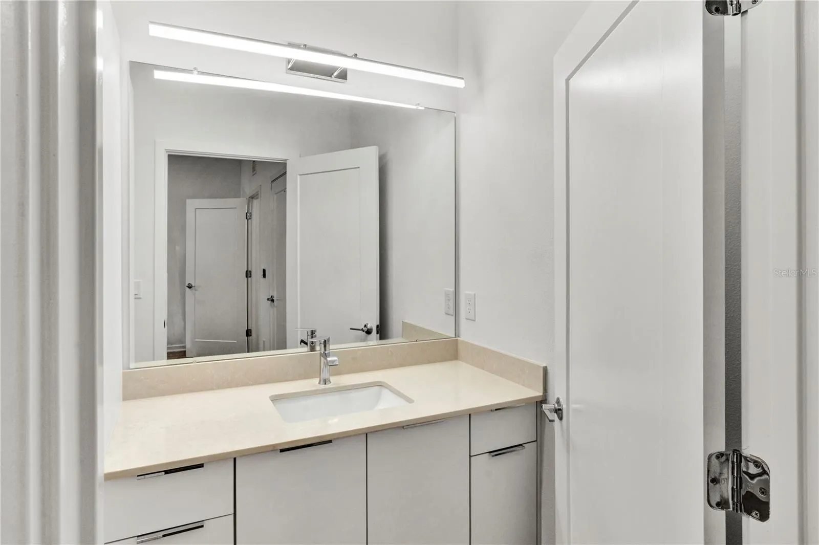 3402 E 28TH AVE #7, #7