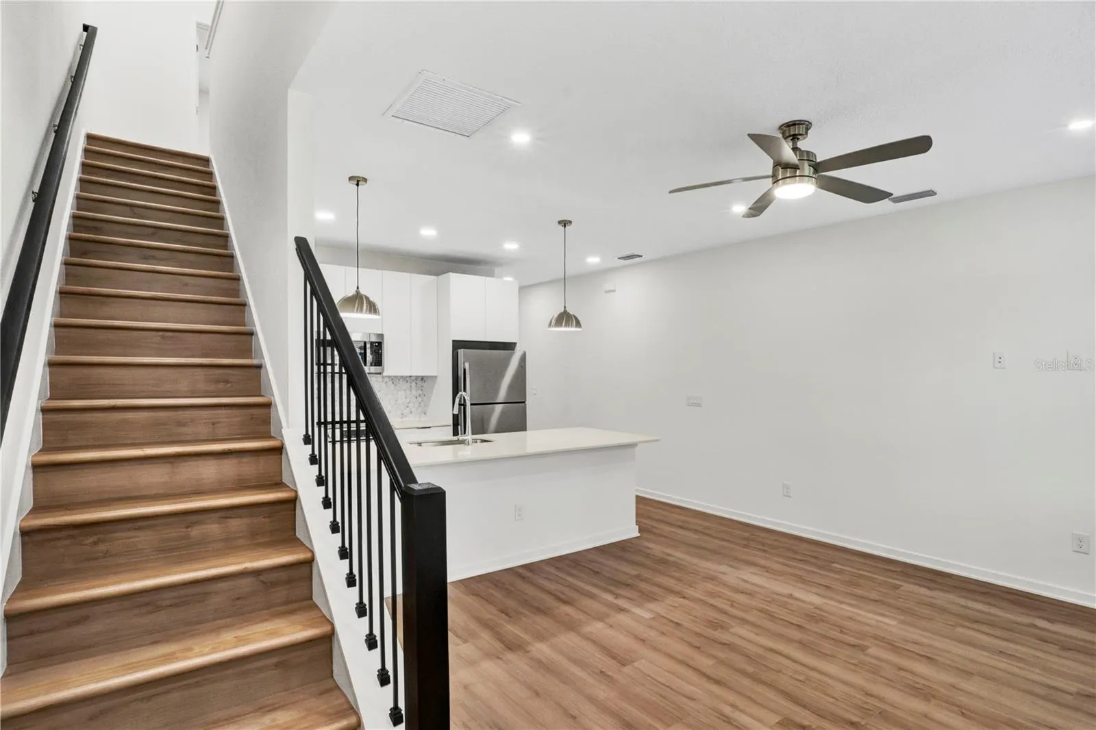 3402 E 28TH AVE #7, #7