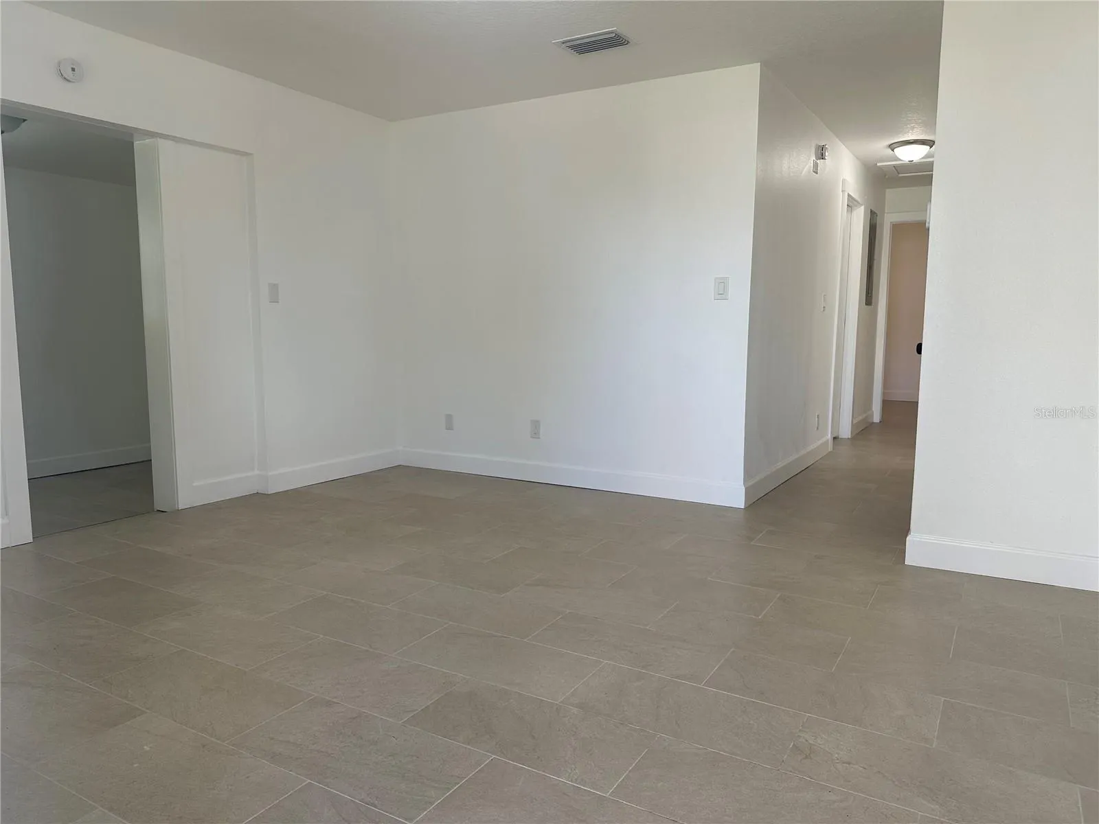3210 DEERFIELD DR