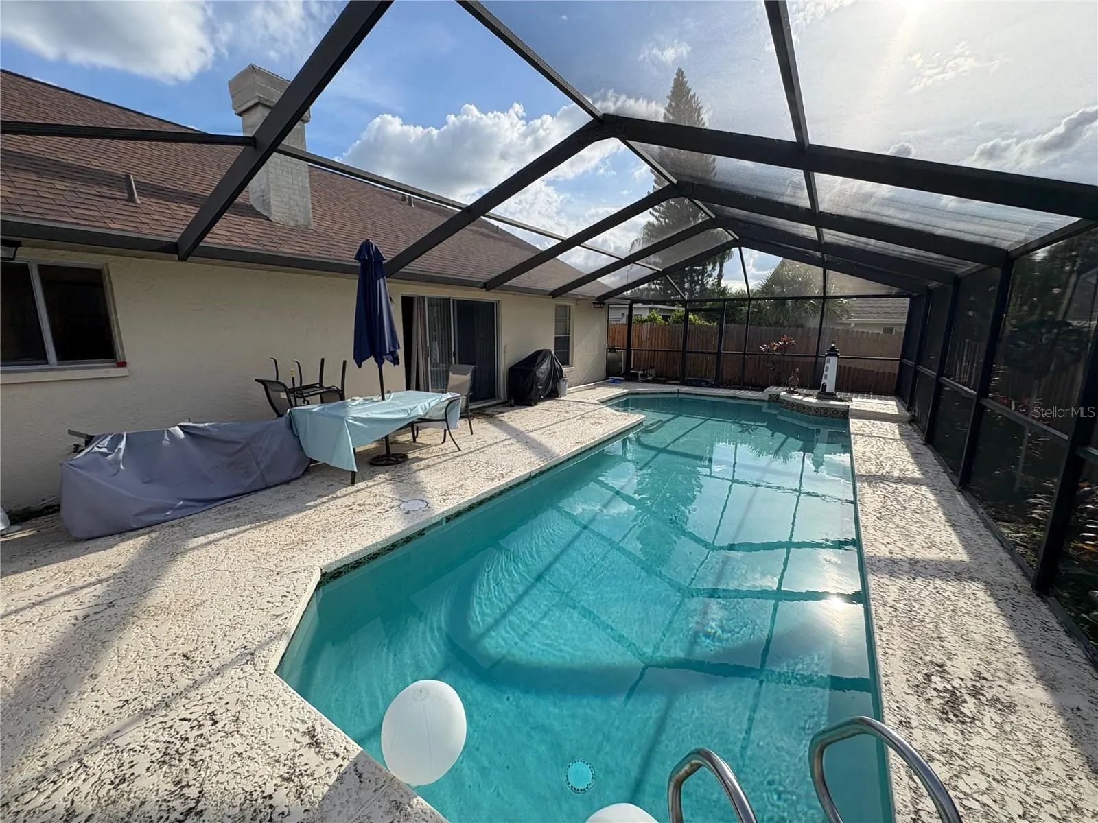 1235 TUXFORD DR