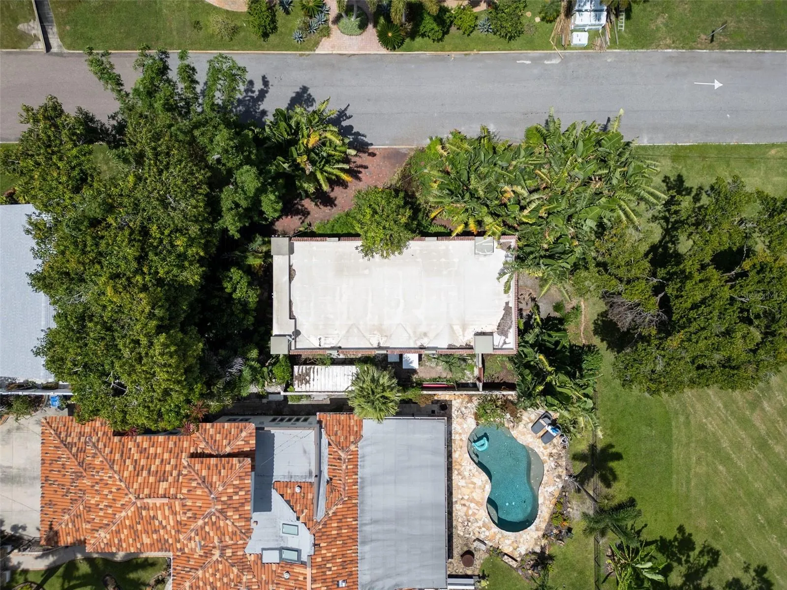 720 15TH AVE N
