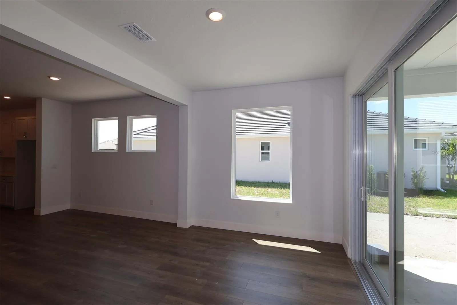 703 ALLORA AVE