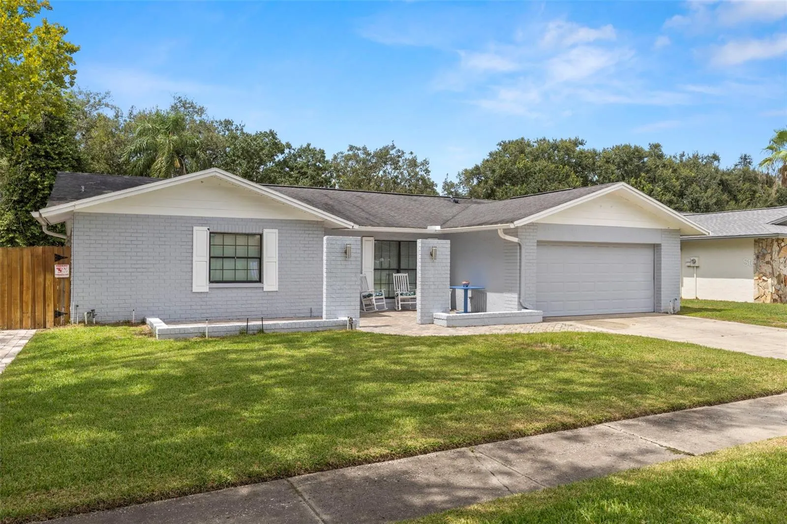 4221 HOLLOWTRAIL DR