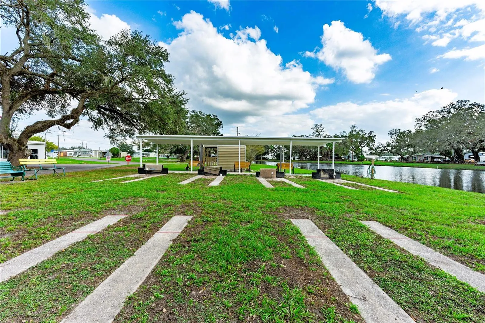 5645 LORETTA CT