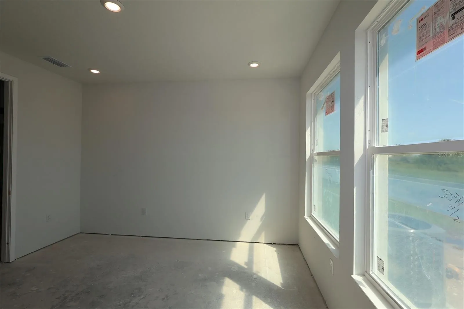 628 ALLORA AVE