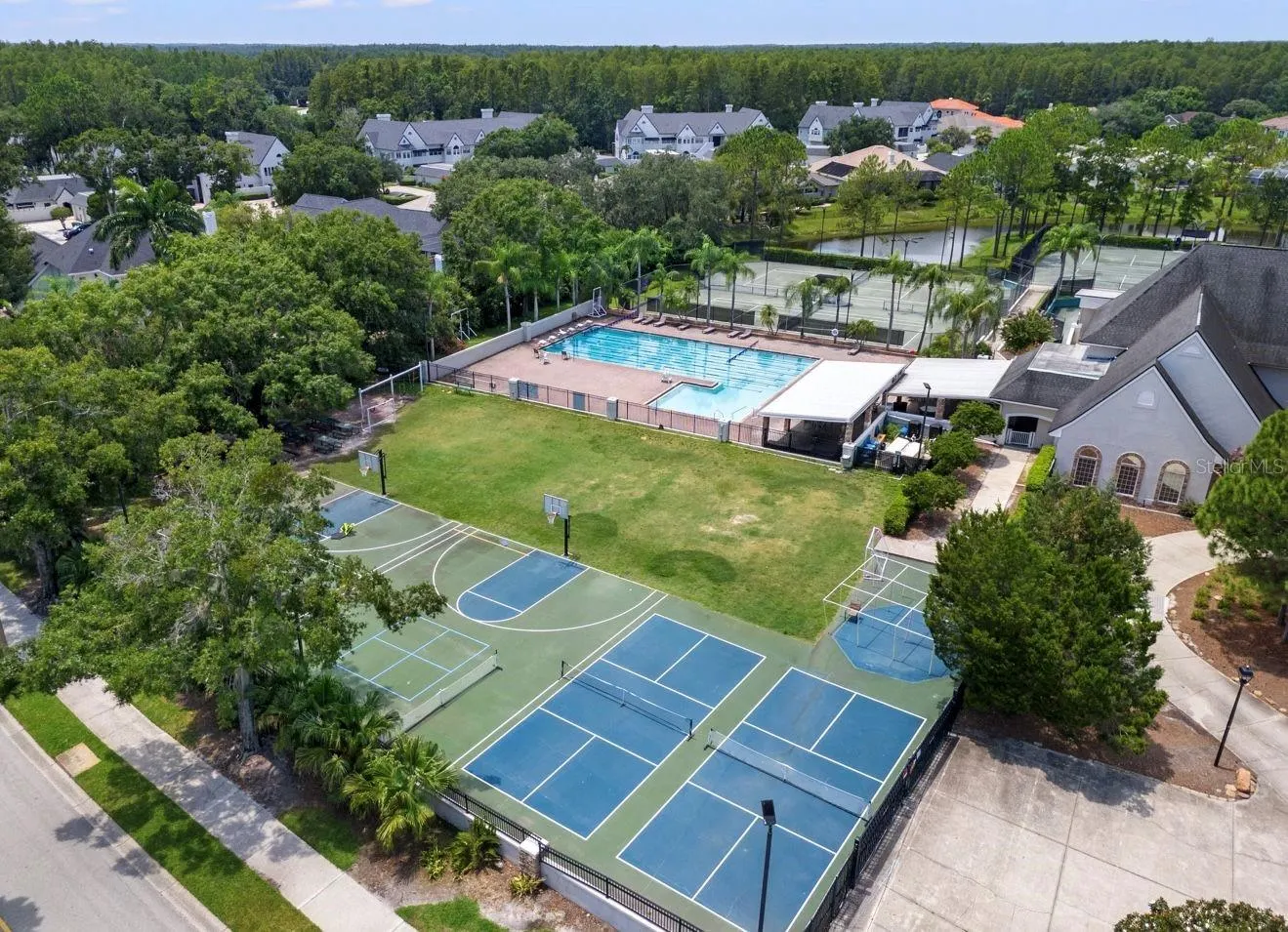 4121 HIGHLAND PARK CIR
