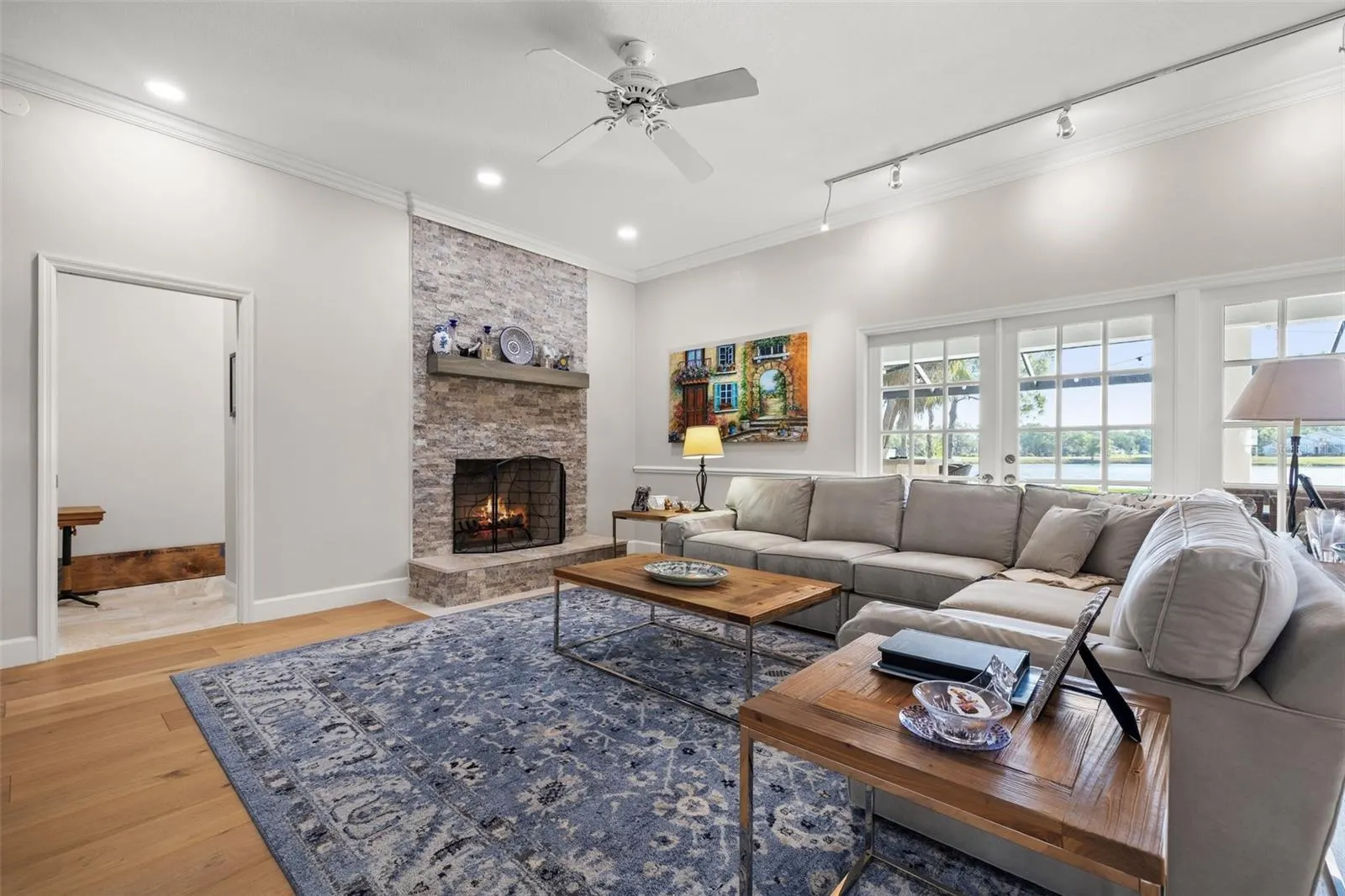 4121 HIGHLAND PARK CIR