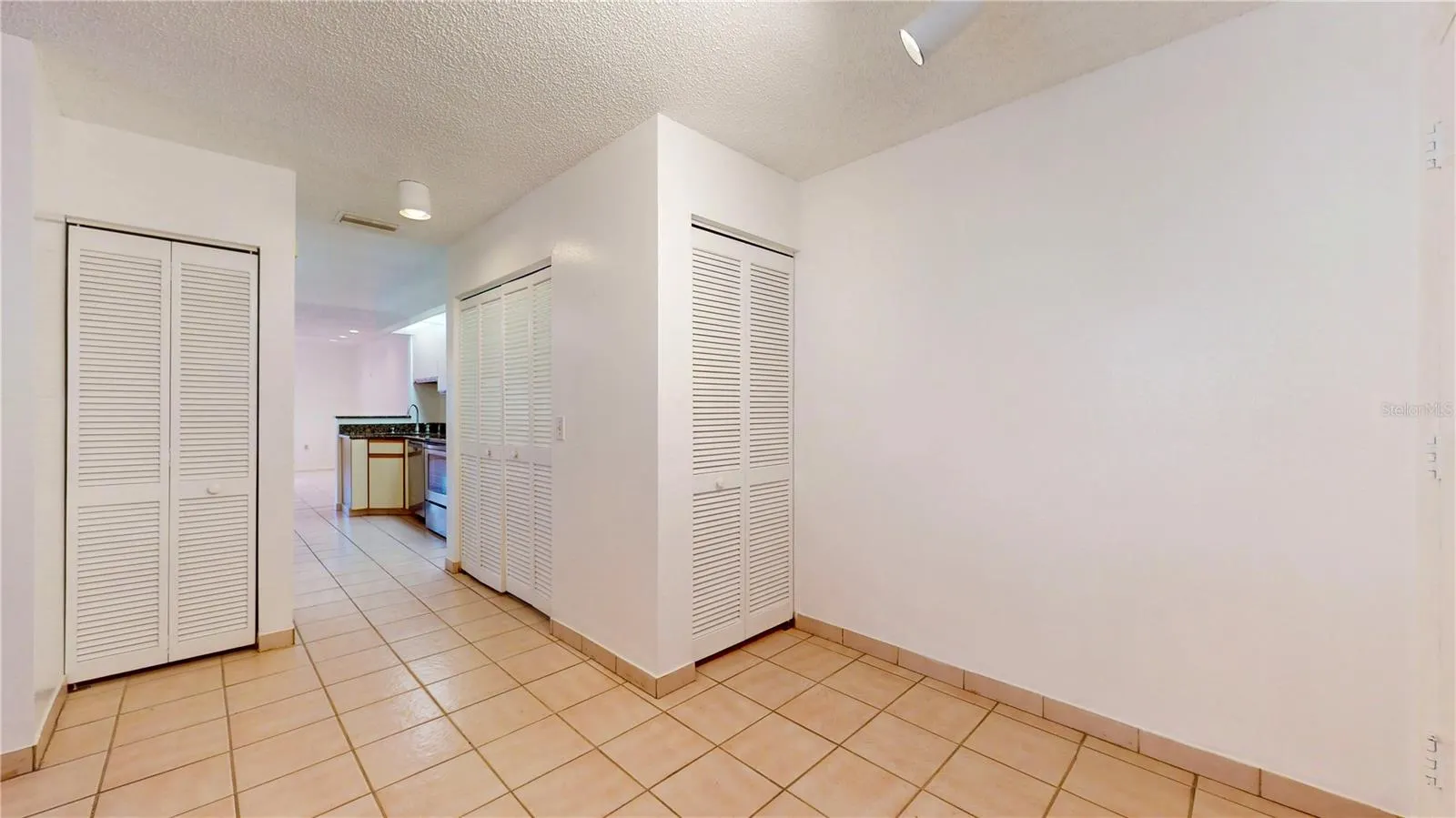 10488 SAINT TROPEZ PL