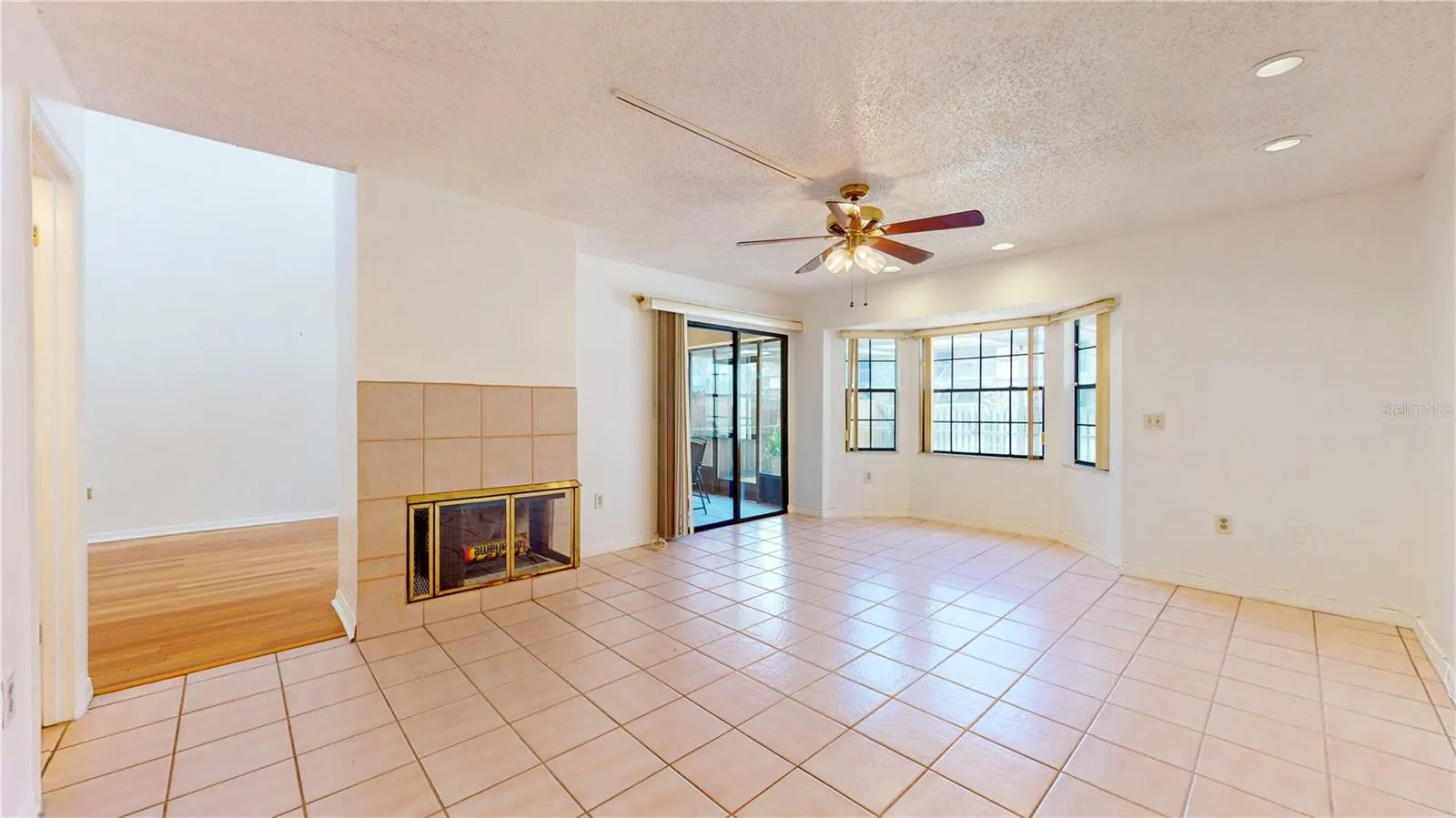 10488 SAINT TROPEZ PL