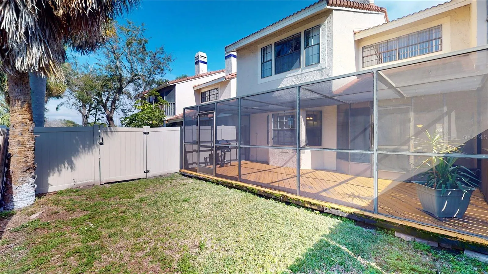 10488 SAINT TROPEZ PL