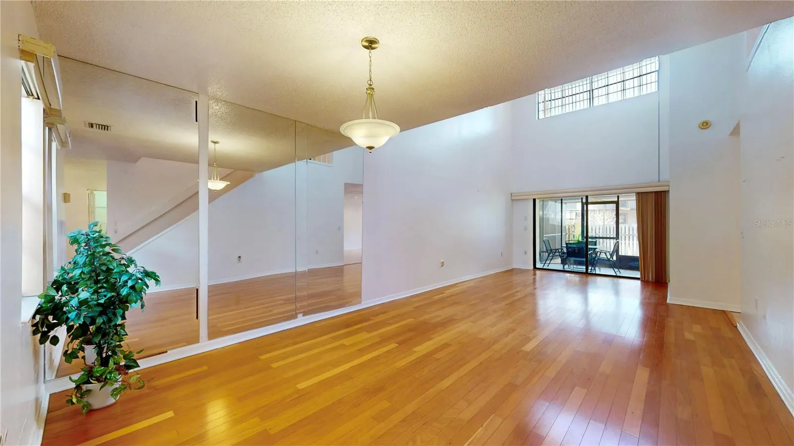 10488 SAINT TROPEZ PL