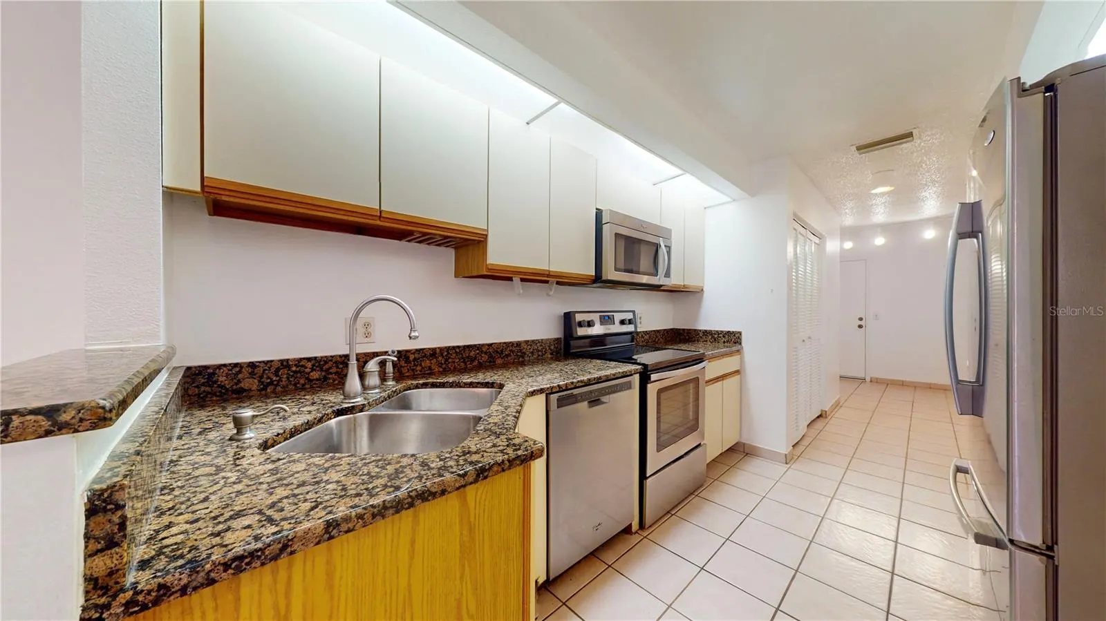 10488 SAINT TROPEZ PL