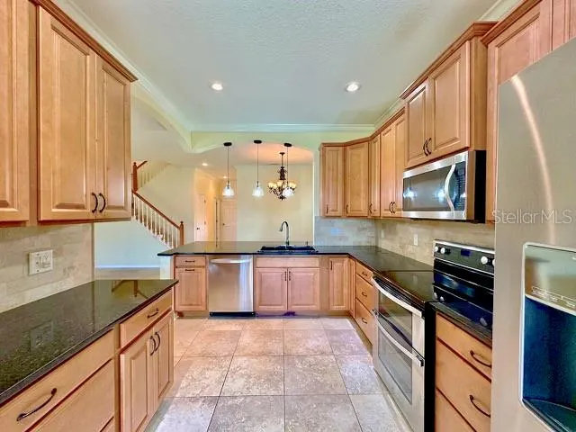 8319 118TH AVE