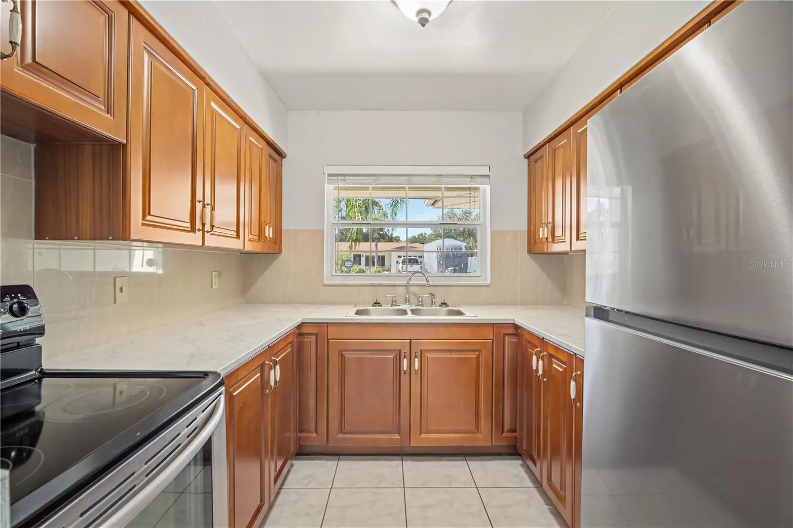 1618 HARDWOOD DR