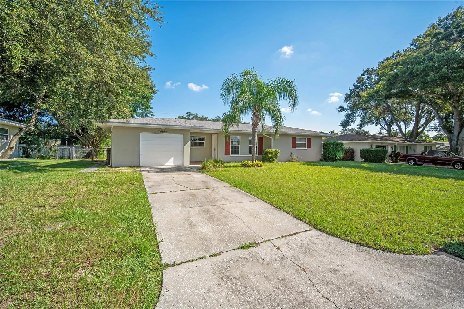 1618 HARDWOOD DR