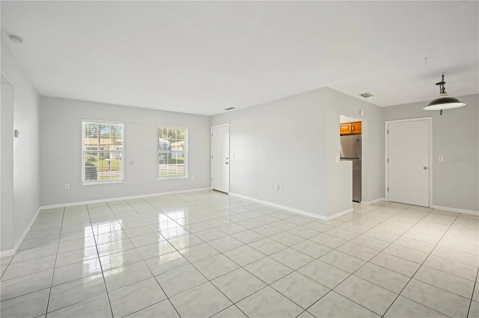 1618 HARDWOOD DR
