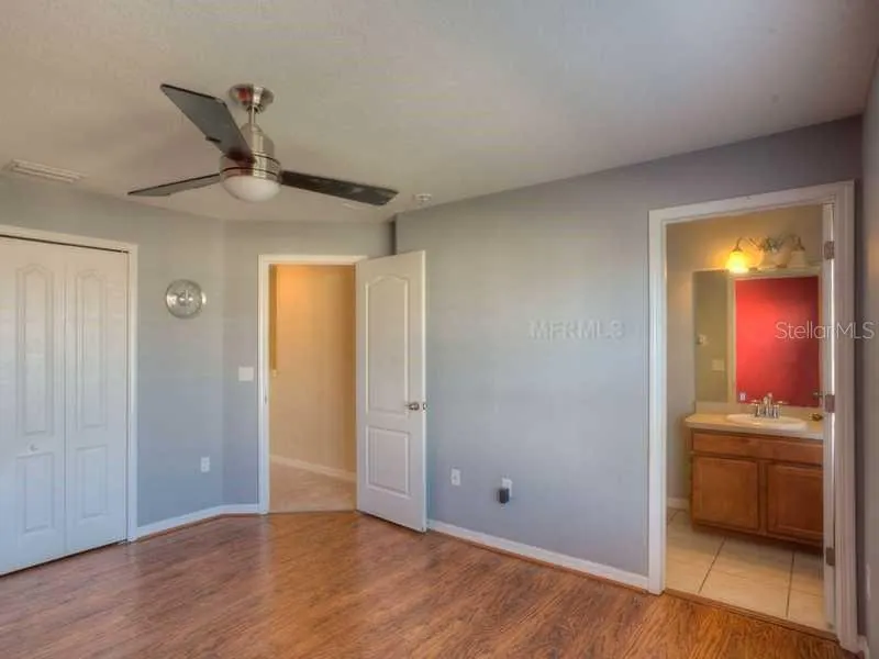 2514 LEXINGTON OAK DR