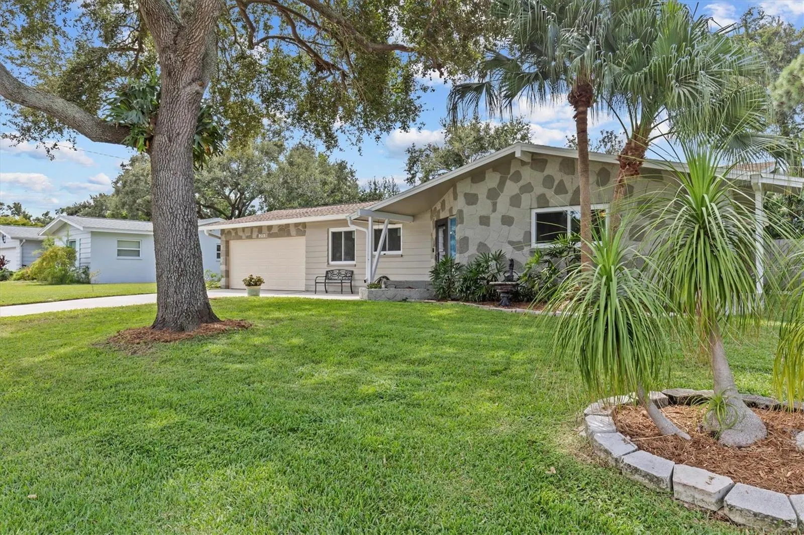 2356 MANGRUM DR
