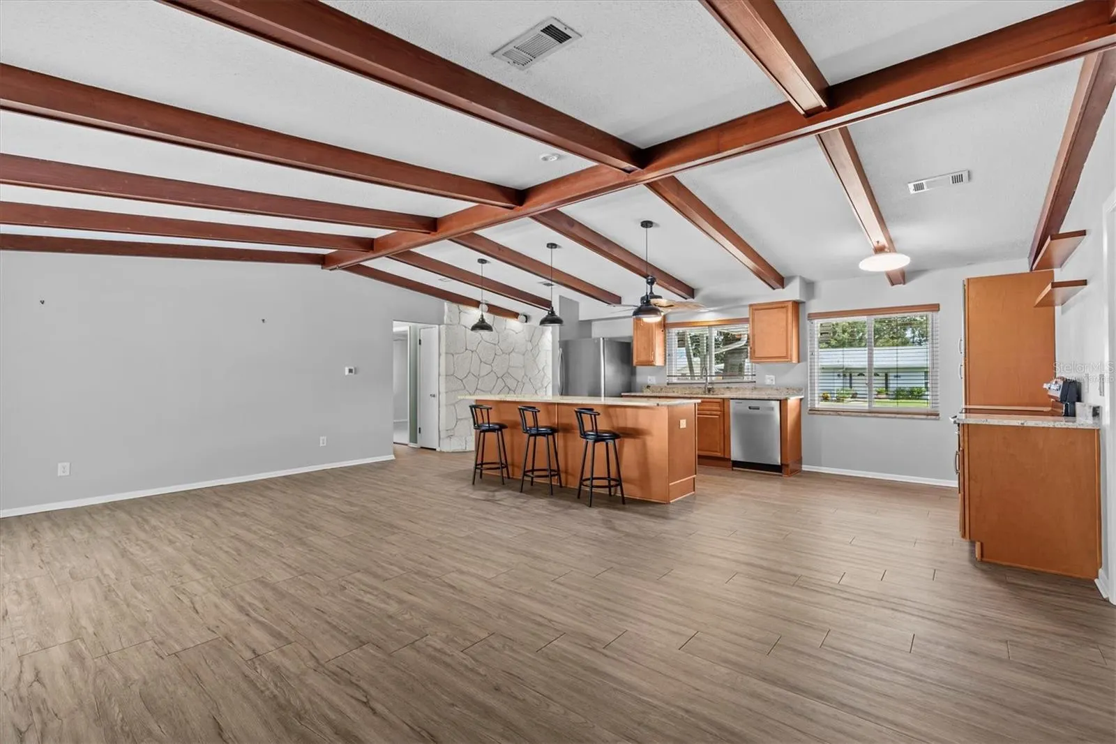 2356 MANGRUM DR