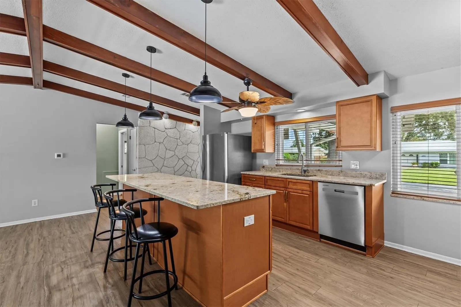 2356 MANGRUM DR