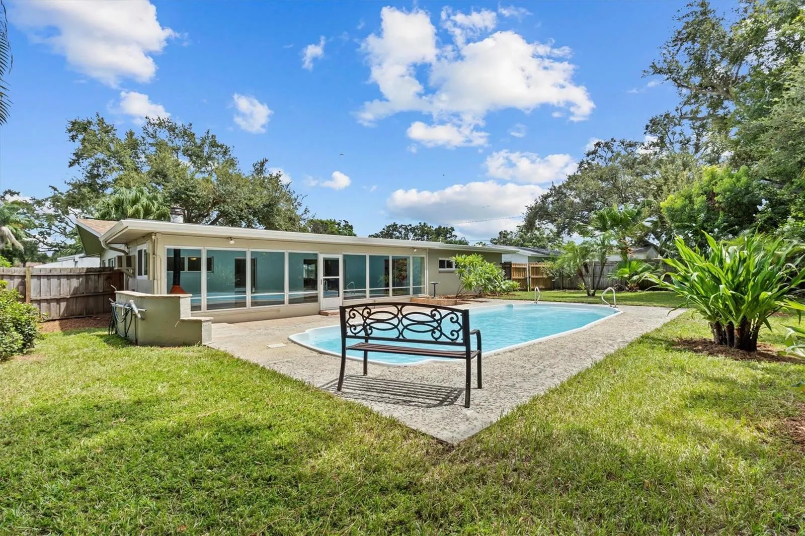 2356 MANGRUM DR