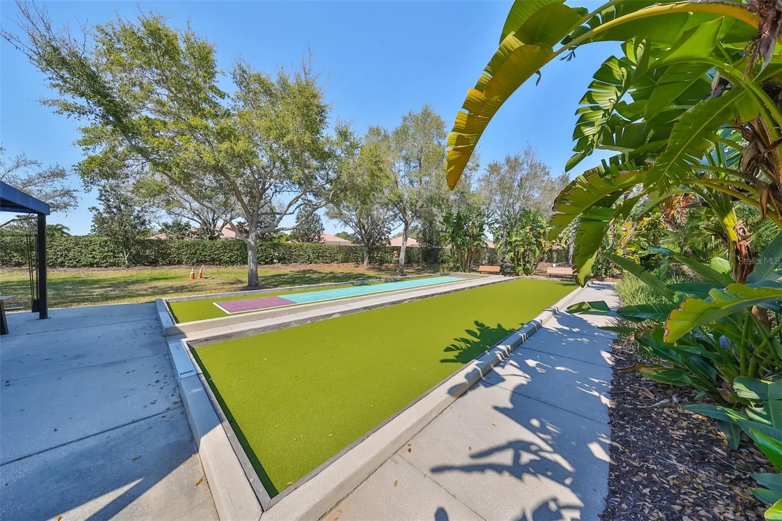 5831 SUNSET FALLS DR