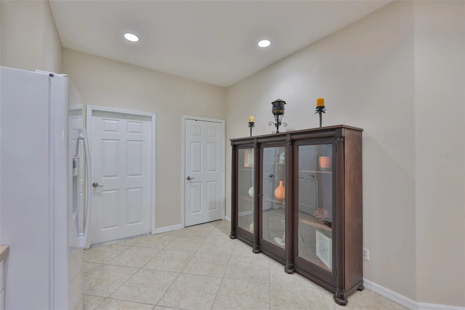 5831 SUNSET FALLS DR