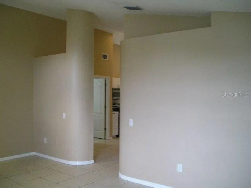 406 SONOMA DR