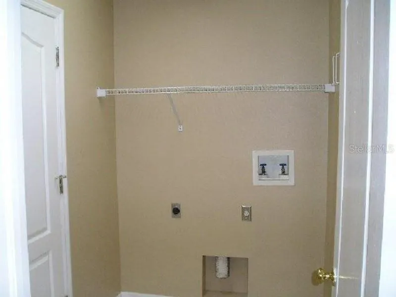 406 SONOMA DR