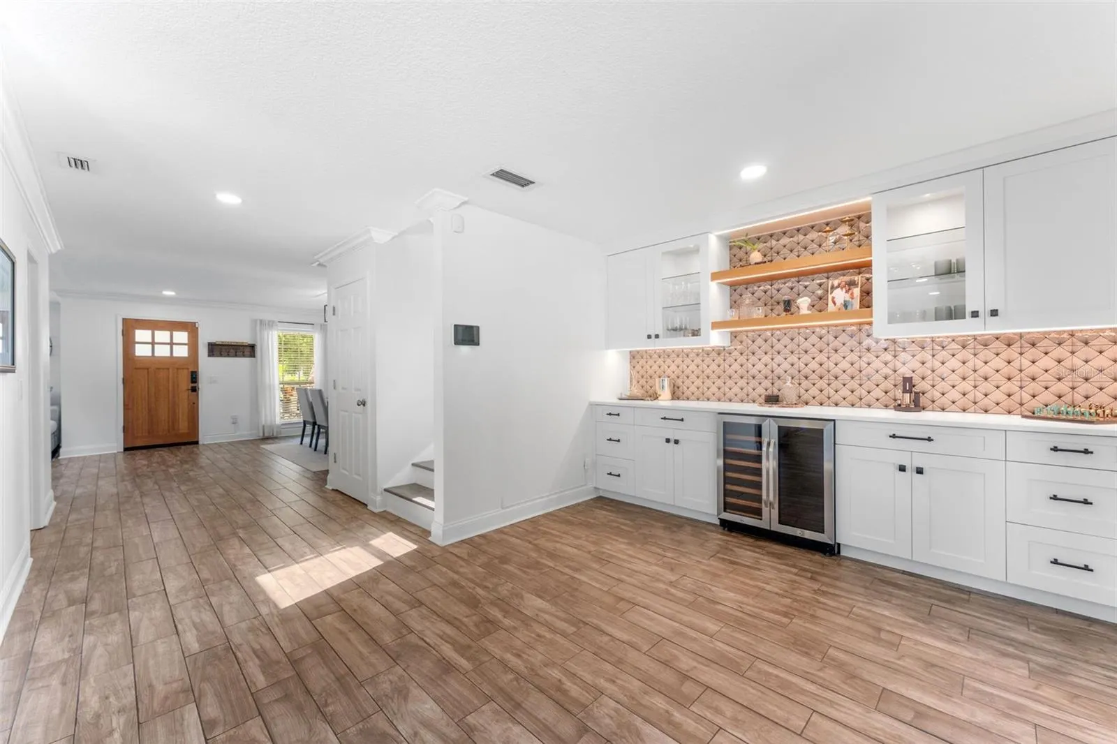 4621 W PEARL AVE