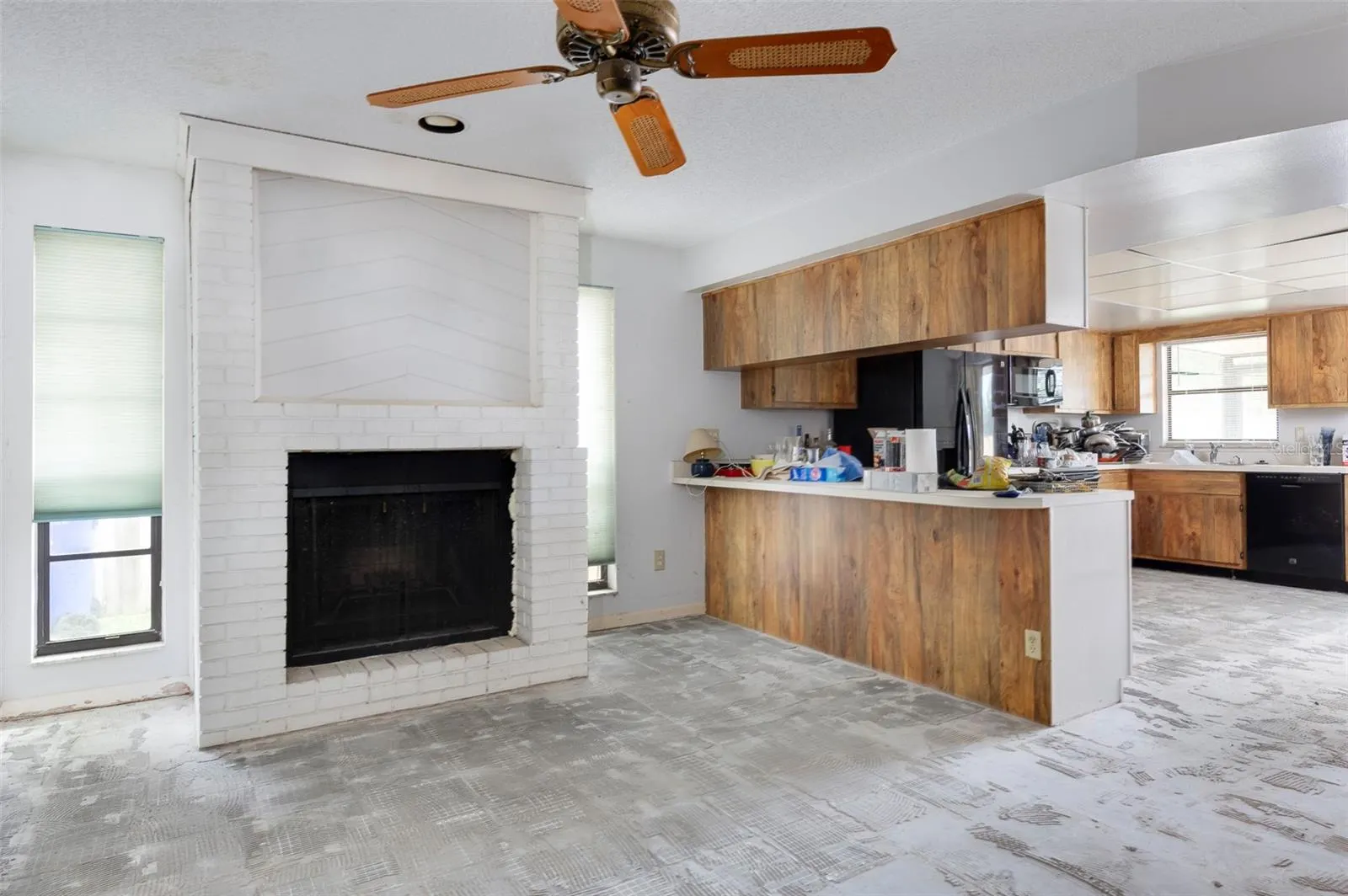 1555 FIFE CT