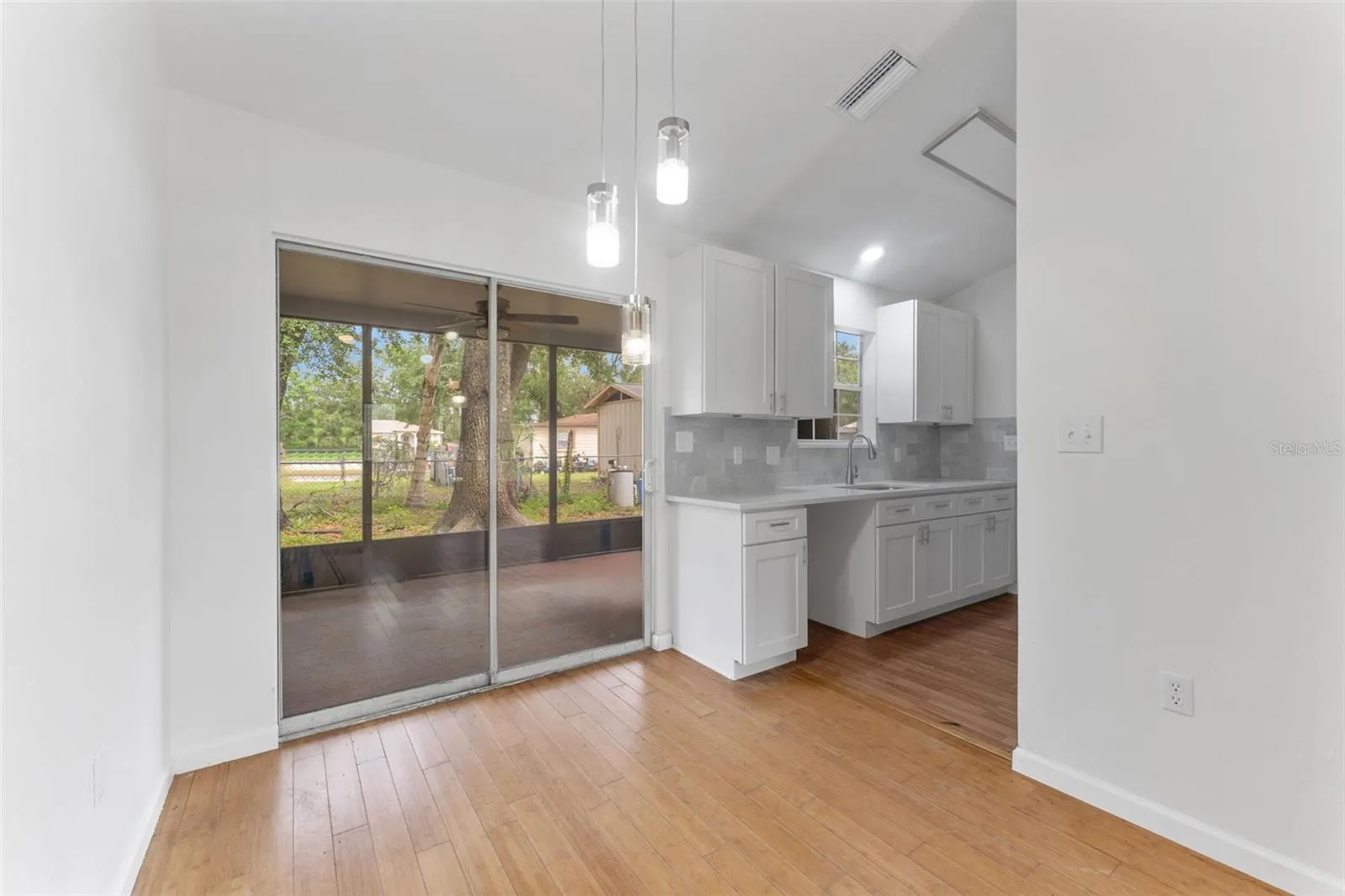 2313 PALM AVE