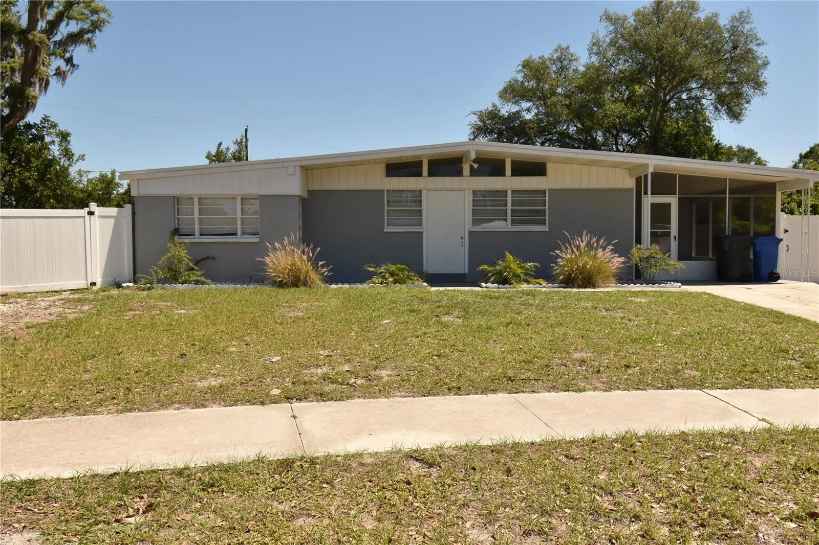 1103 TEAKWOOD AVE