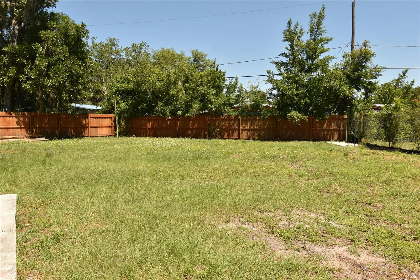 1103 TEAKWOOD AVE